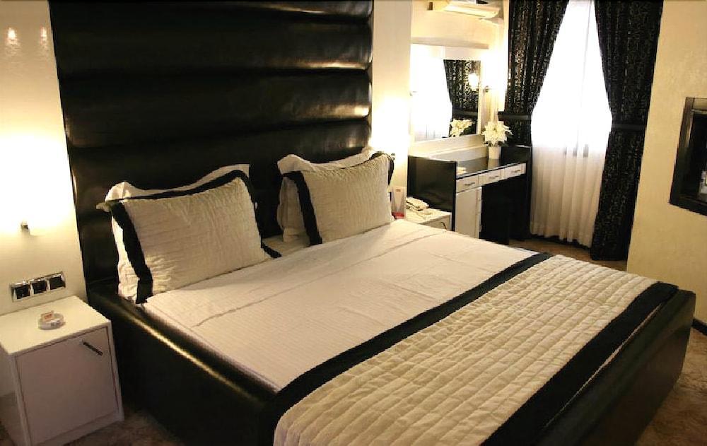 Aksan Hotel İzmir Ngoại thất bức ảnh