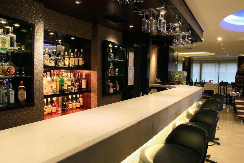 Aksan Hotel İzmir Ngoại thất bức ảnh