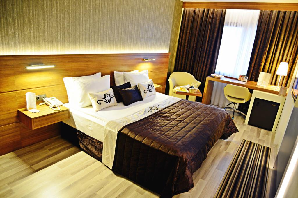 Aksan Hotel İzmir Ngoại thất bức ảnh