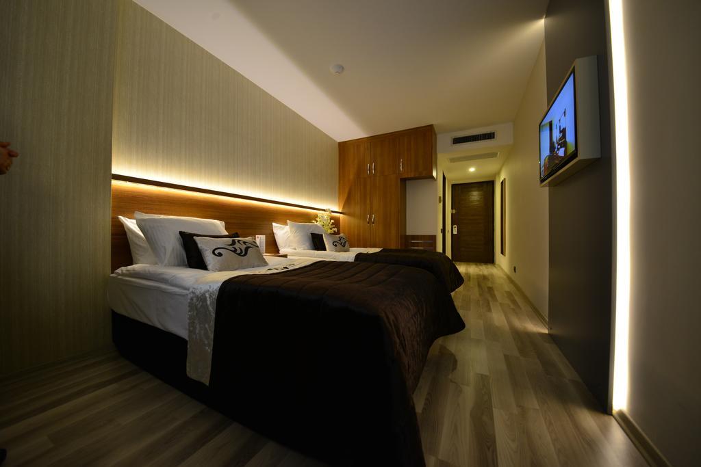 Aksan Hotel İzmir Ngoại thất bức ảnh