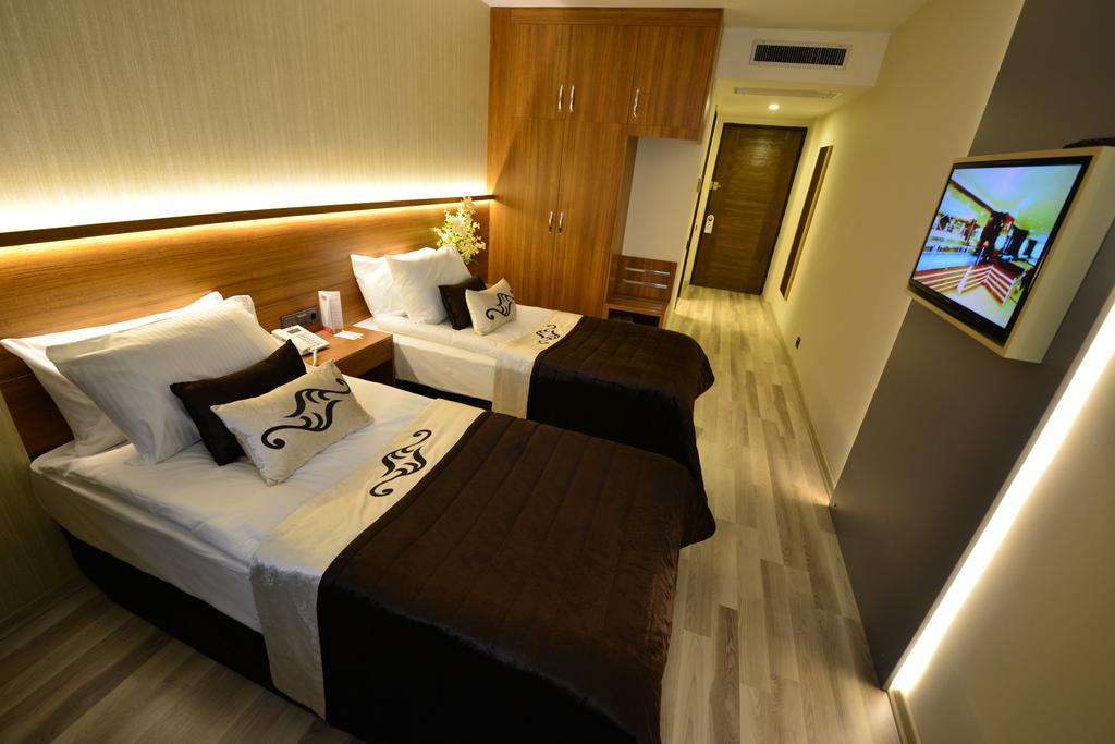 Aksan Hotel İzmir Ngoại thất bức ảnh