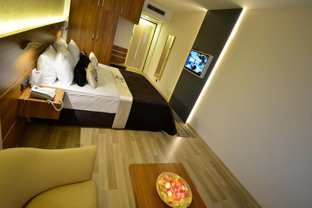 Aksan Hotel İzmir Ngoại thất bức ảnh