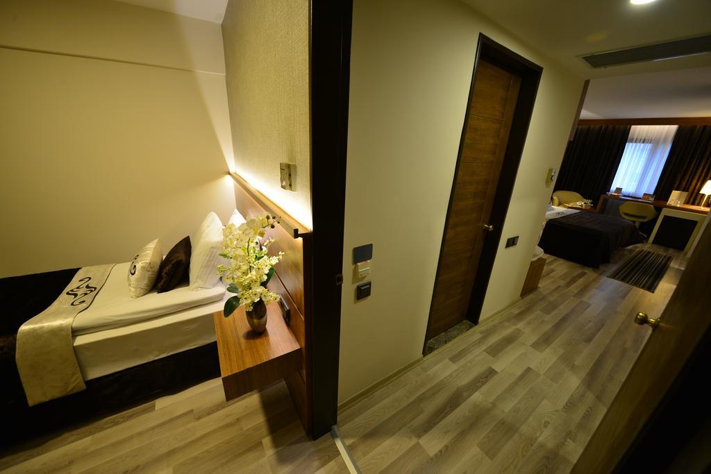 Aksan Hotel İzmir Ngoại thất bức ảnh