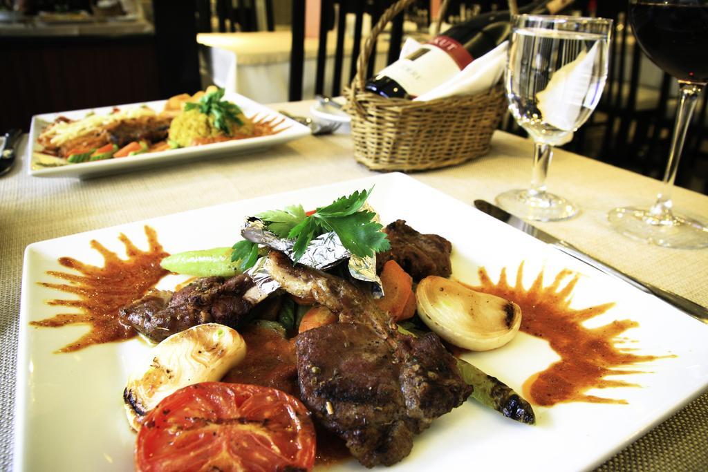 Aksan Hotel İzmir Ngoại thất bức ảnh